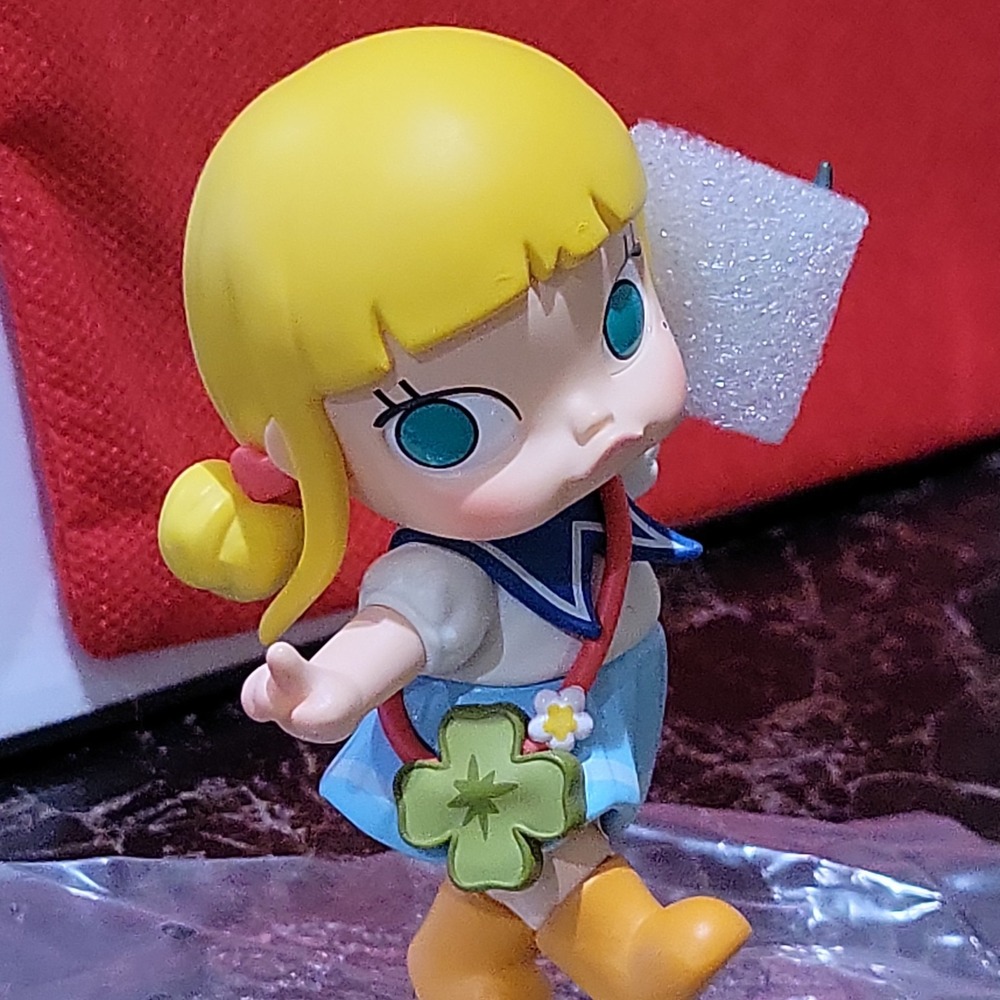 Pop Mart Hand in Hand Pucky Piloting The Way  figure confirmed Character.